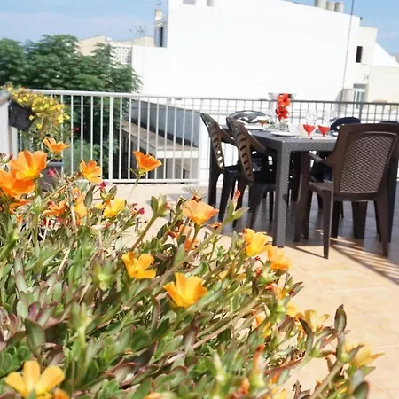 Apartment Fantastic, 100 Meters From The *