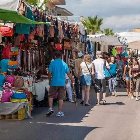 Fantastic, 100 Meters From The Apartament