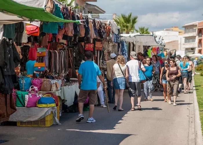 Fantastic, 100 Meters From The Апартаменти