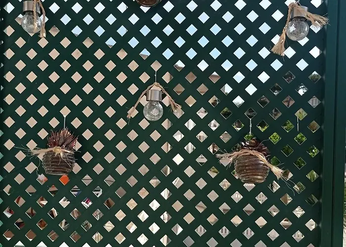 Fantastic, 100 Meters From The كان بيكافورت